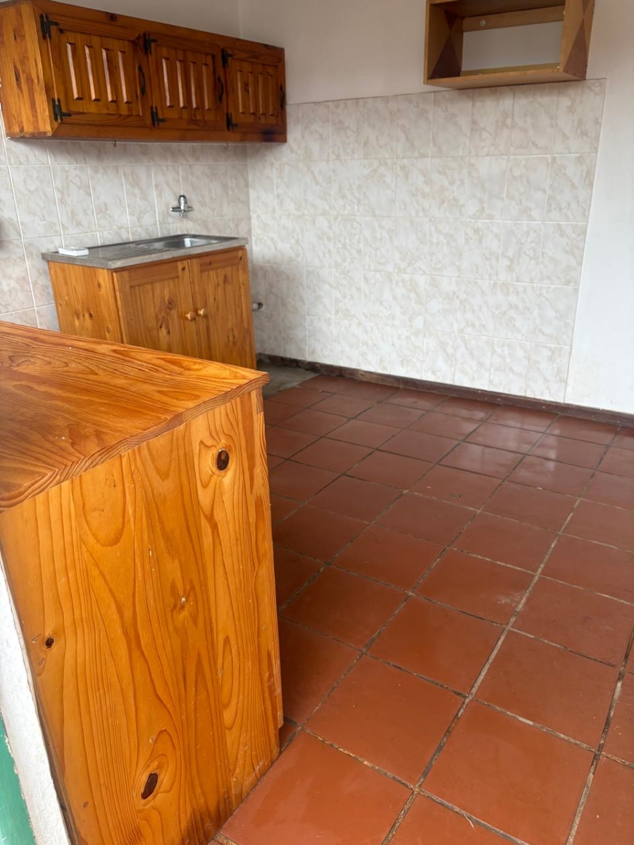 To Let 1 Bedroom Property for Rent in Bothasrus Eastern Cape